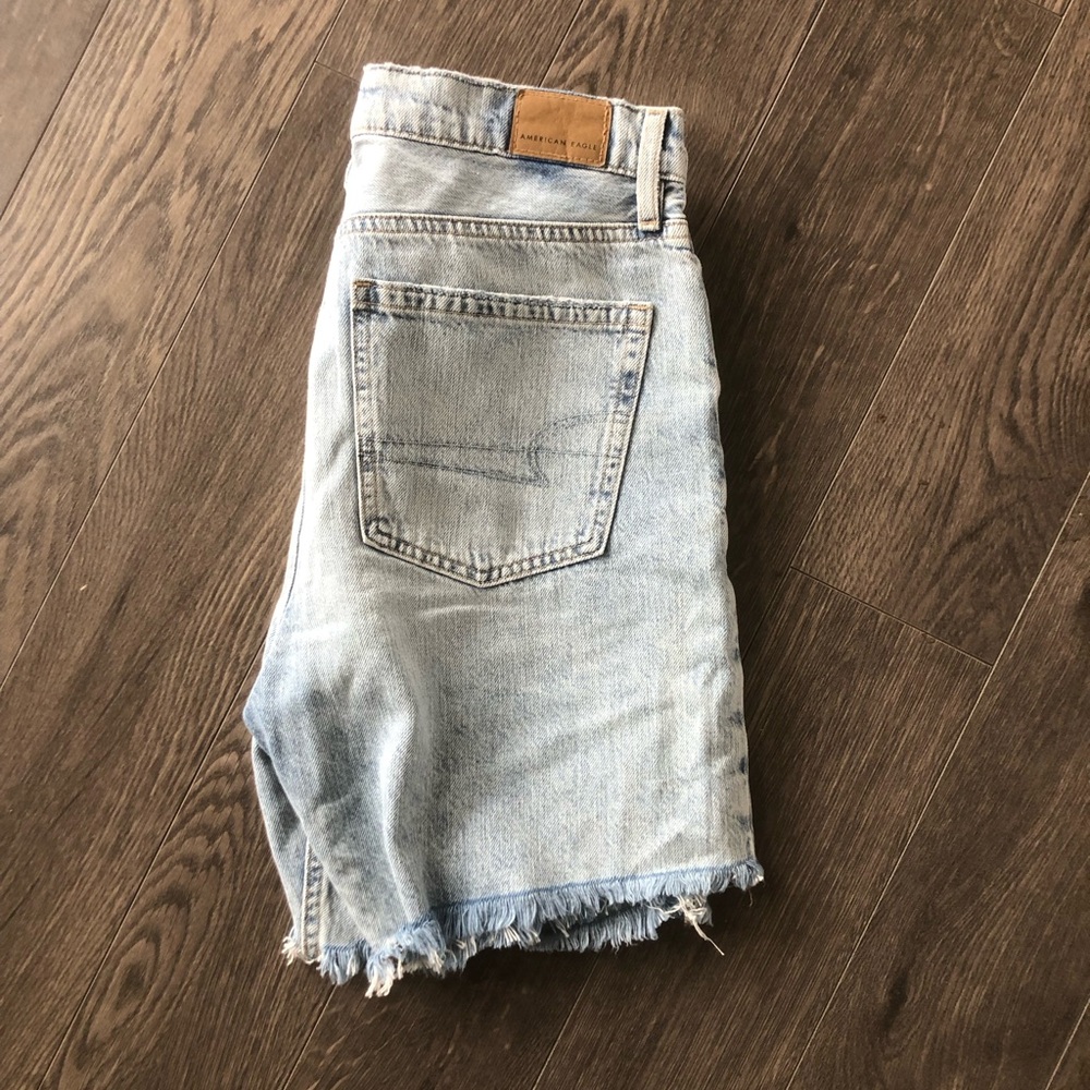 BNWT American Eagle Light Blue Denim Skater Shorts | Size 4
